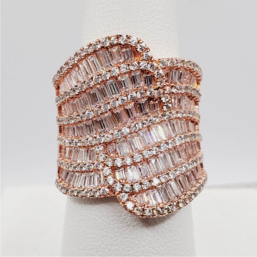 Round & Baguette White Diamond Simulants Rose Gold - 925 Sterling Silver Ring
